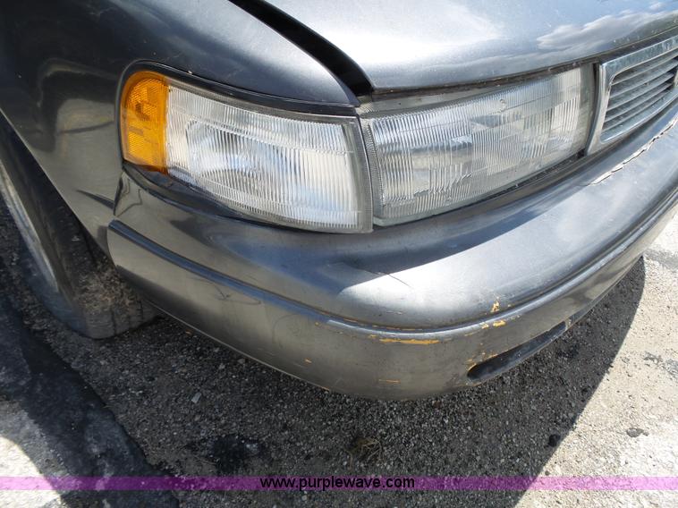 image for item J4109 1993 Nissan Maxima