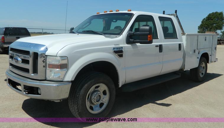 image for item J8892 2008 Ford F350 Super Duty Crew Cab utility truck
