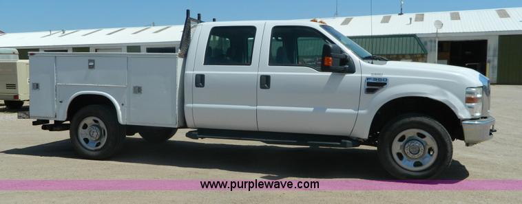 image for item J8892 2008 Ford F350 Super Duty Crew Cab utility truck