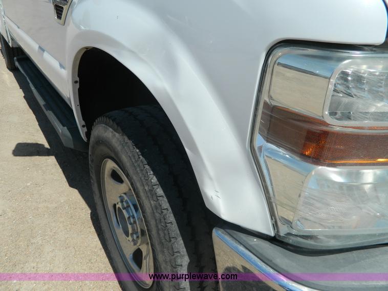 image for item J8892 2008 Ford F350 Super Duty Crew Cab utility truck