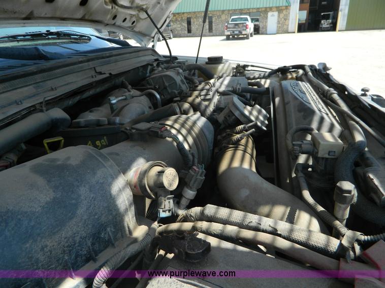 image for item J8892 2008 Ford F350 Super Duty Crew Cab utility truck