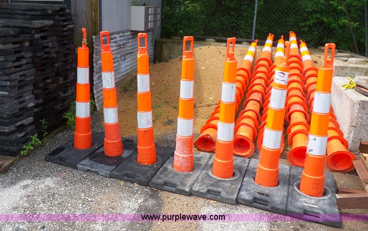 image for item K1440 (60) traffic cones and bases