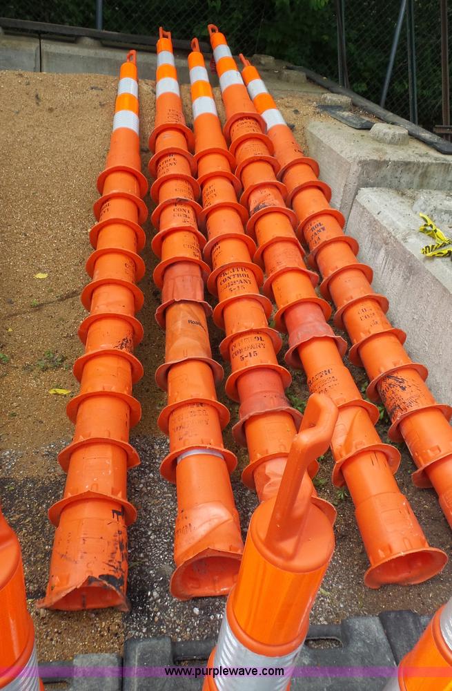 image for item K1440 (60) traffic cones and bases