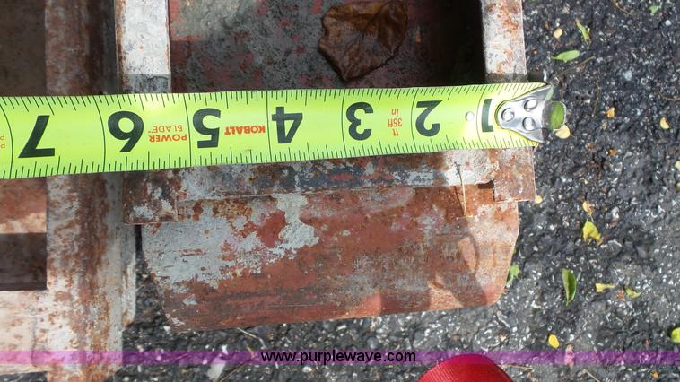 image for item K1445 (47) concrete curb and radius forms