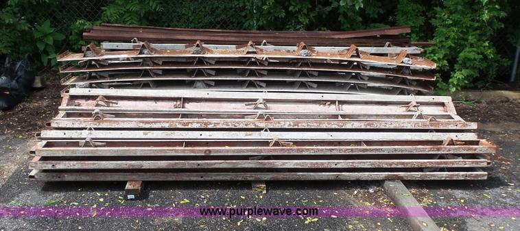 image for item K1445 (47) concrete curb and radius forms