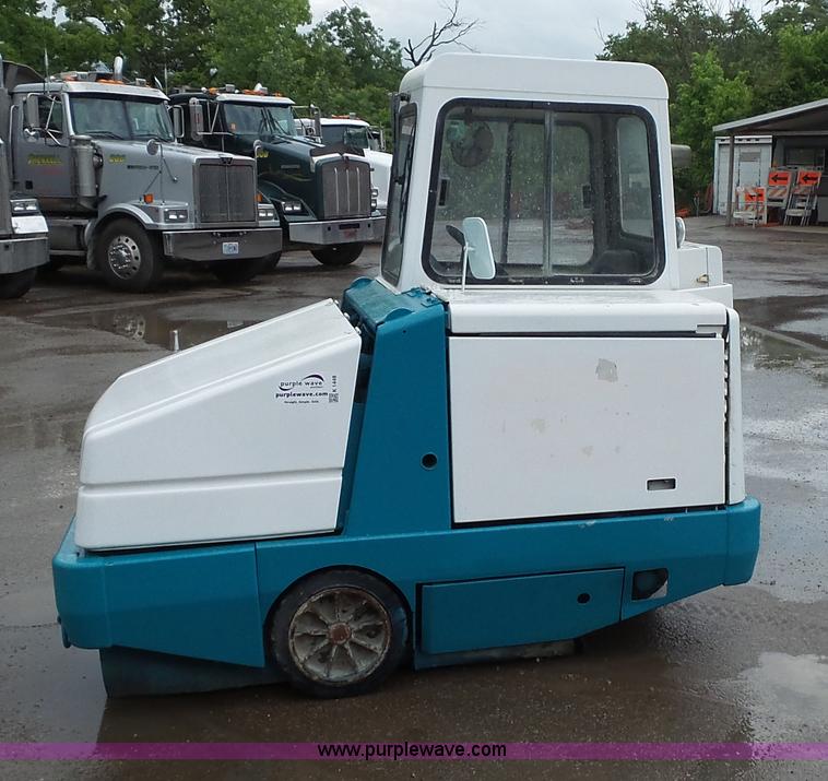 image for item K1448 Tennant compact self propelled sweeper