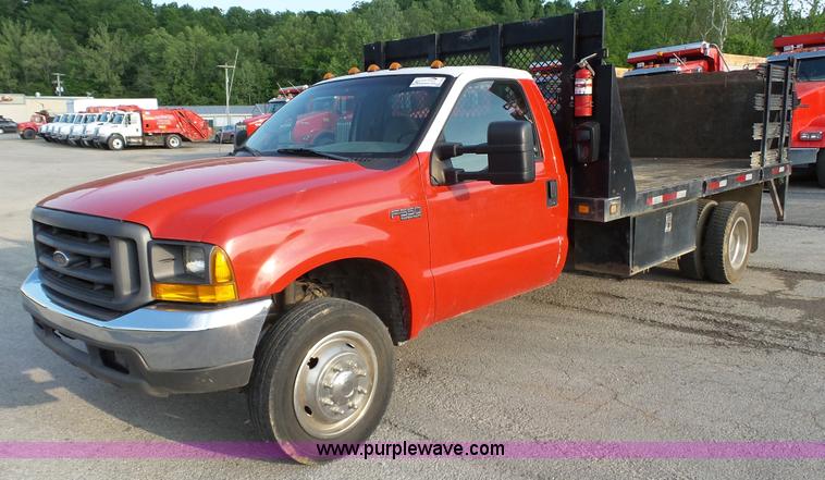 image for item K4058 1999 Ford F550 flatbed truck