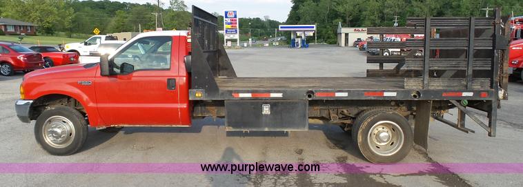 image for item K4058 1999 Ford F550 flatbed truck