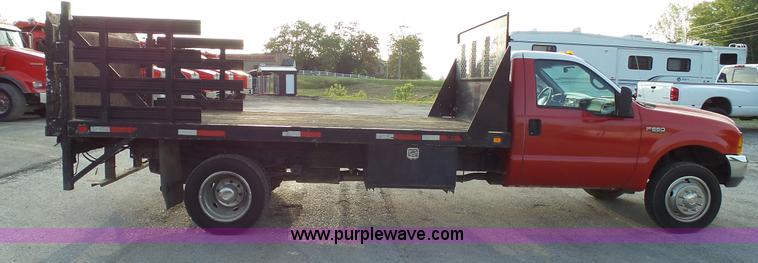 image for item K4058 1999 Ford F550 flatbed truck