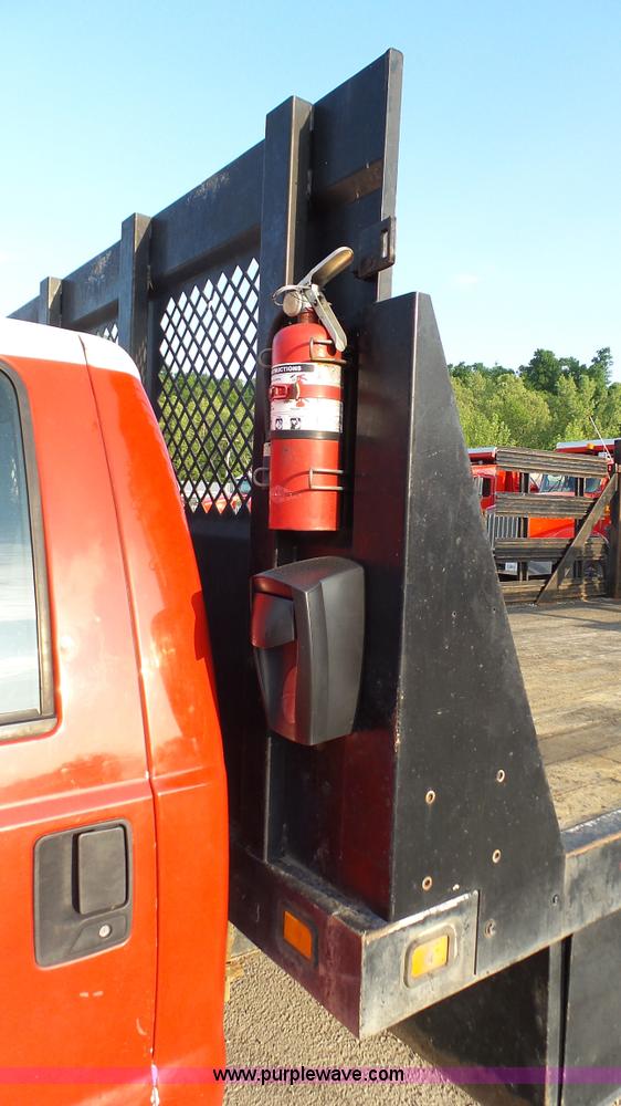 image for item K4058 1999 Ford F550 flatbed truck