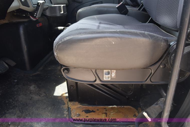 image for item K6715 2014 International TerraStar truck chassis