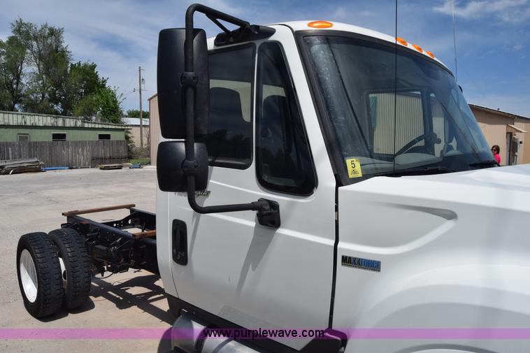 image for item K6715 2014 International TerraStar truck chassis