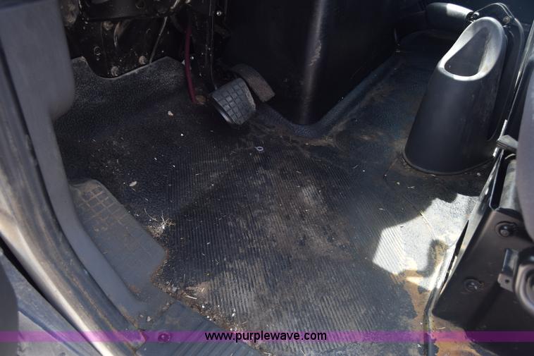 image for item K6715 2014 International TerraStar truck chassis