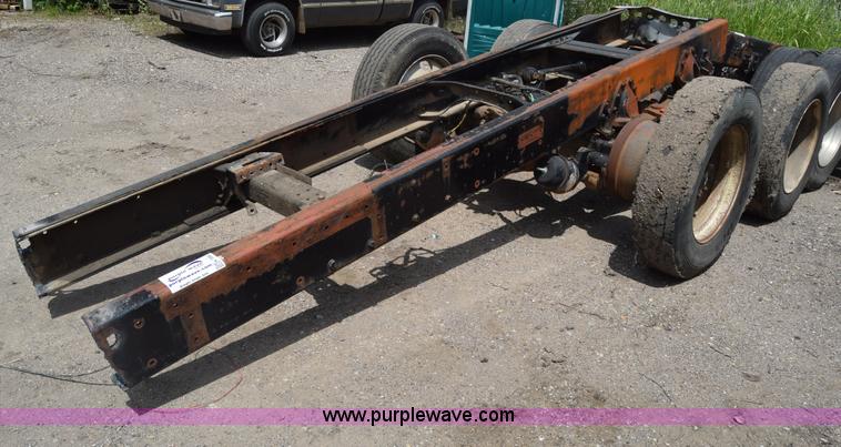 image for item K7260 Truck rear end