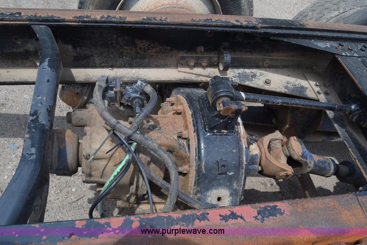 image for item K7260 Truck rear end