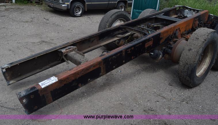 image for item K7260 Truck rear end