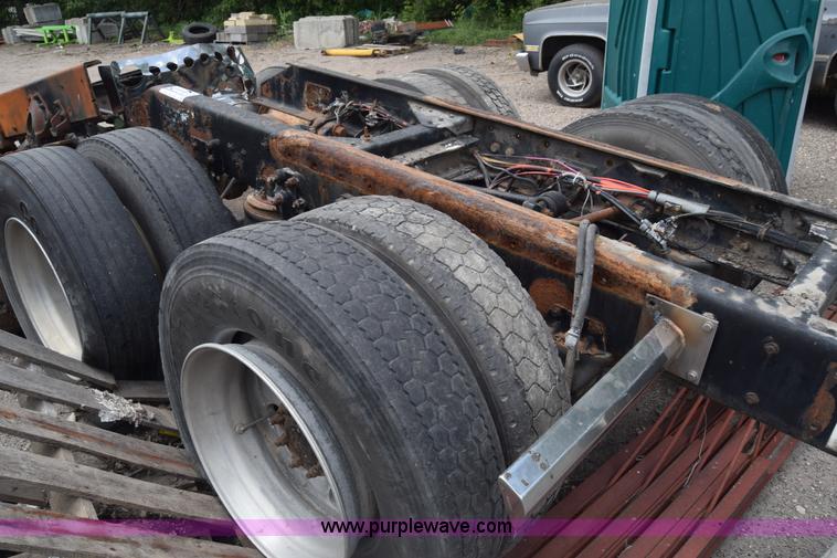 image for item K7261 Truck rear end