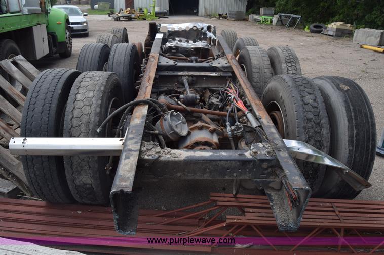 image for item K7261 Truck rear end