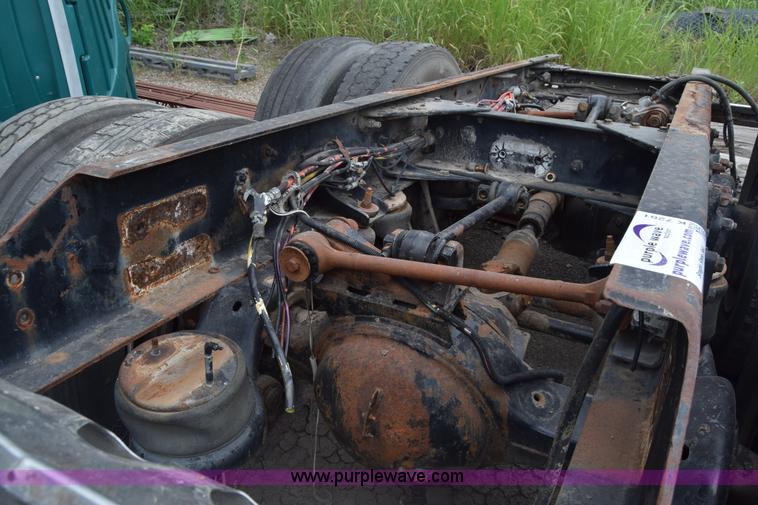 image for item K7261 Truck rear end