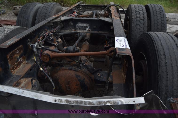 image for item K7261 Truck rear end