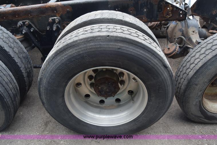 image for item K7261 Truck rear end