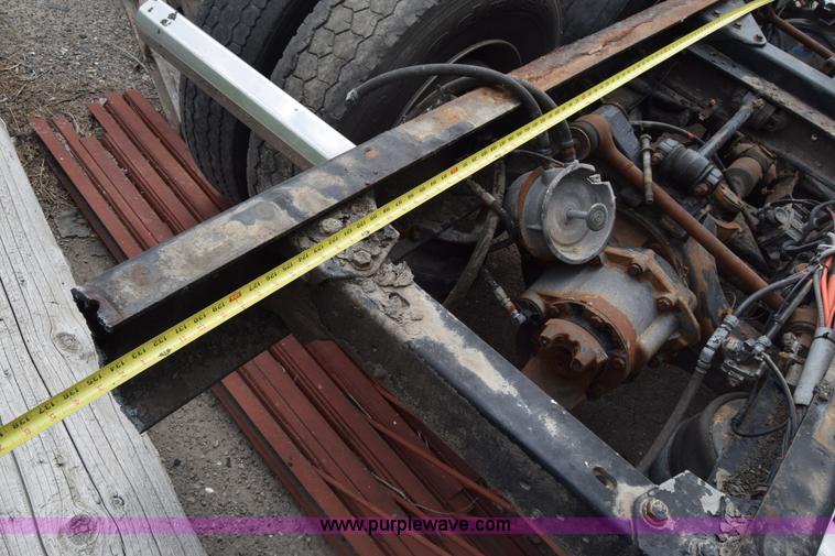 image for item K7261 Truck rear end