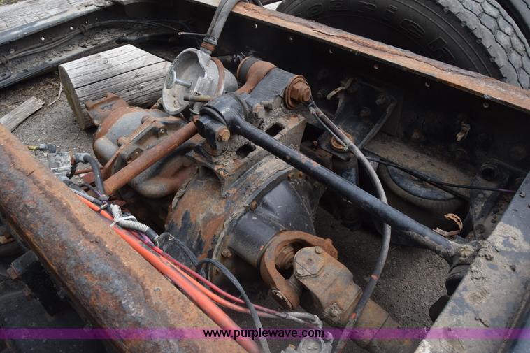 image for item K7261 Truck rear end