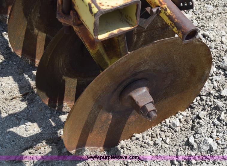 image for item K7285 John Deere 230 double off-set disk