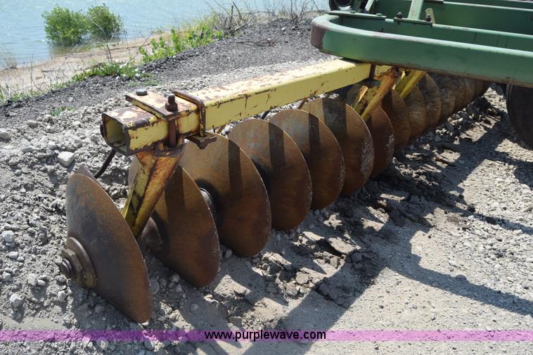 image for item K7285 John Deere 230 double off-set disk