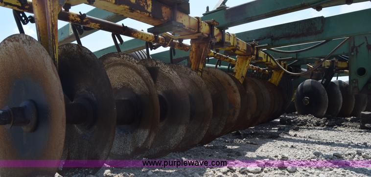image for item K7285 John Deere 230 double off-set disk