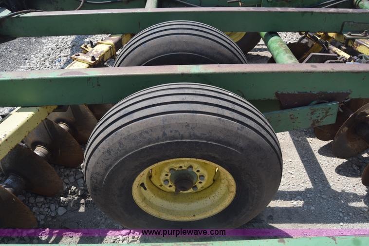 image for item K7285 John Deere 230 double off-set disk