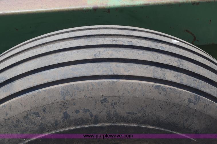 image for item K7285 John Deere 230 double off-set disk