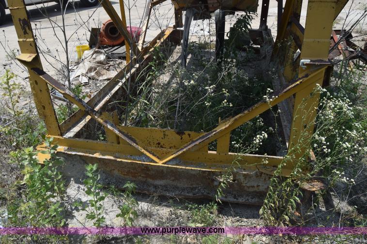 image for item K7293 Diamond triple deck screen