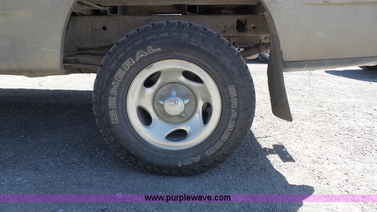 image for item K7740 2004 Ford F150 XLT Ext. Cab pickup truck