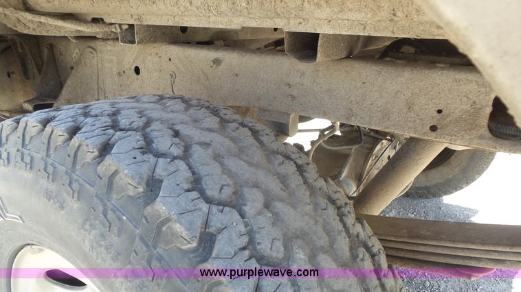 image for item K7740 2004 Ford F150 XLT Ext. Cab pickup truck