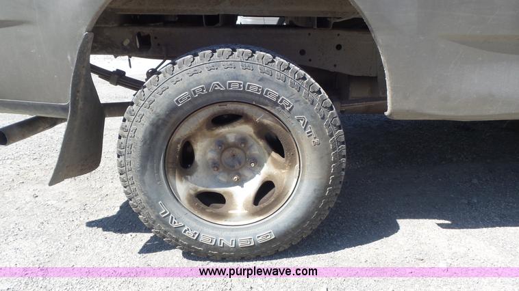 image for item K7740 2004 Ford F150 XLT Ext. Cab pickup truck