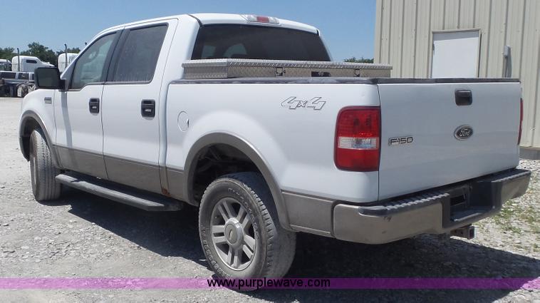image for item K7742 2005 Ford F150 Lariat SuperCrew pickup truck