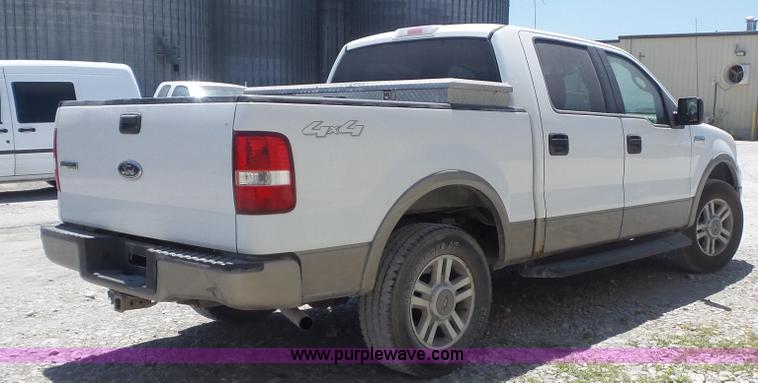 image for item K7742 2005 Ford F150 Lariat SuperCrew pickup truck