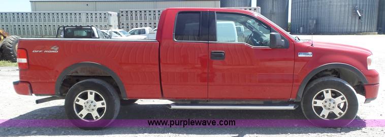 image for item K7743 2004 Ford F150 SuperCab pickup truck