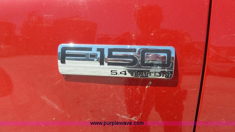 image for item K7743 2004 Ford F150 SuperCab pickup truck