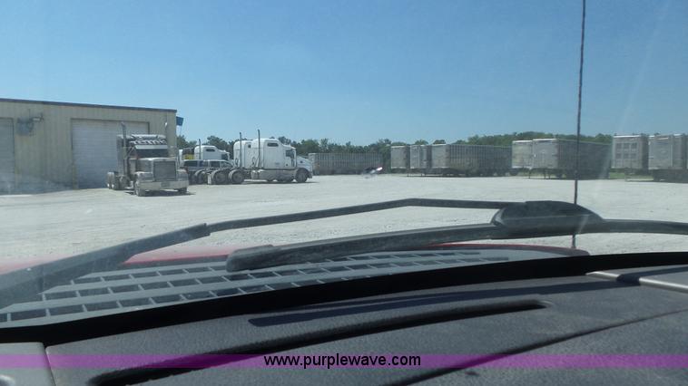 image for item K7743 2004 Ford F150 SuperCab pickup truck