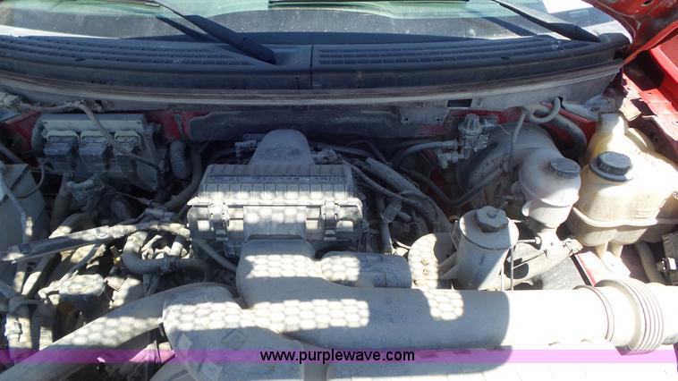 image for item K7743 2004 Ford F150 SuperCab pickup truck