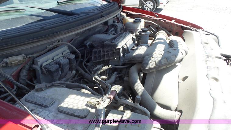 image for item K7743 2004 Ford F150 SuperCab pickup truck