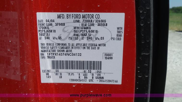 image for item K7743 2004 Ford F150 SuperCab pickup truck