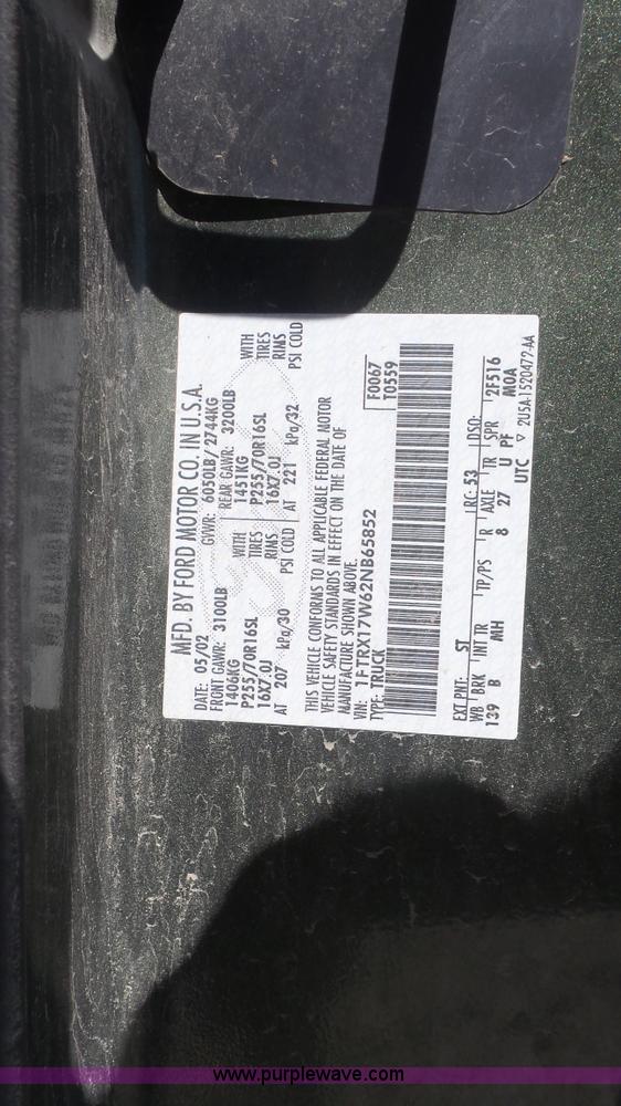 image for item K7744 2002 Ford F150 XLT pickup truck