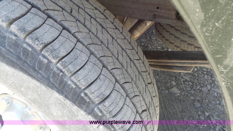 image for item K7744 2002 Ford F150 XLT pickup truck