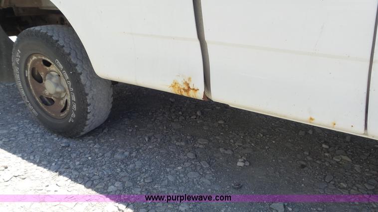 image for item K7745 2004 Ford F150 SuperCab pickup truck