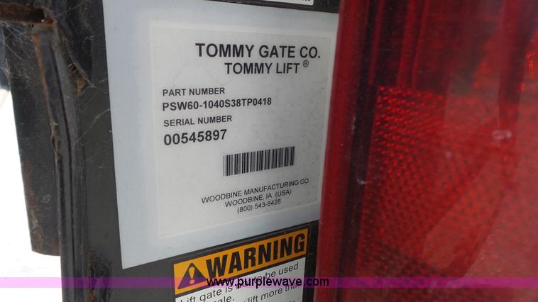 image for item K7745 2004 Ford F150 SuperCab pickup truck