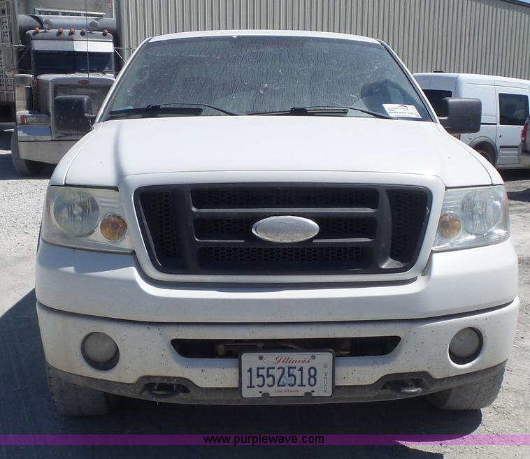image for item K7746 2006 Ford F150 SuperCab pickup truck