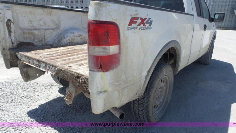 image for item K7746 2006 Ford F150 SuperCab pickup truck